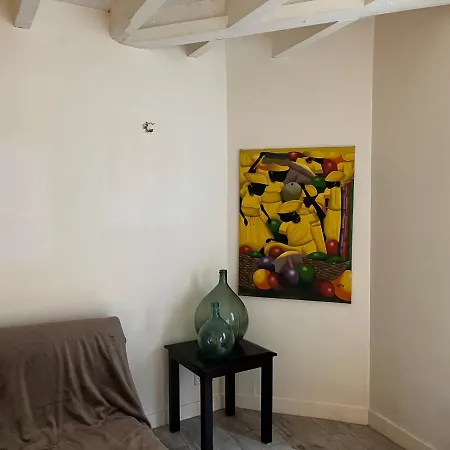 Maison Angouleme *